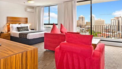 Cambridge Hotel Sydney - Surfers Paradise Gold Coast 0
