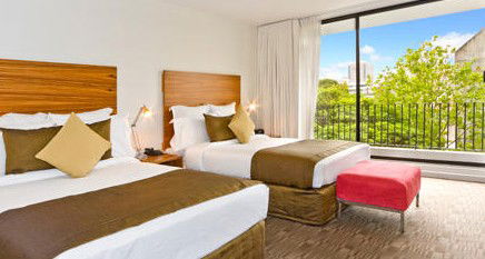 Cambridge Hotel Sydney - Surfers Paradise Gold Coast 2