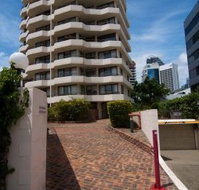 Barbados Apartments - Surfers Paradise Gold Coast