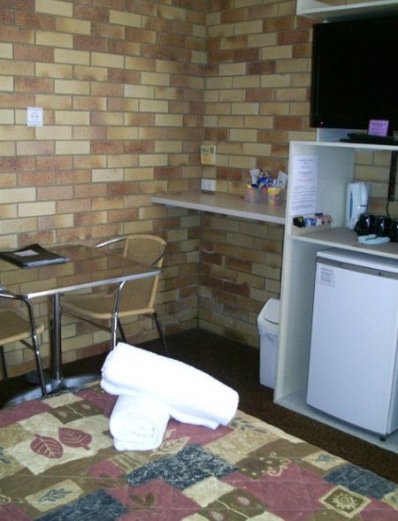 Chaparral Motel - Surfers Paradise Gold Coast 1