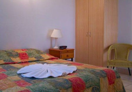 Cambridge Hotel Motel - Surfers Paradise Gold Coast 0