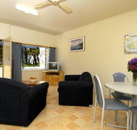 Island Coastal Units - Surfers Paradise Gold Coast