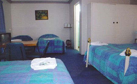 Titania Motel - Surfers Paradise Gold Coast 4