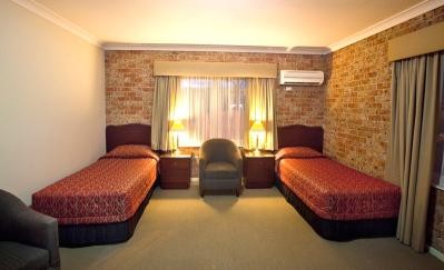 Endeavour Court Motor Inn - Surfers Paradise Gold Coast 5