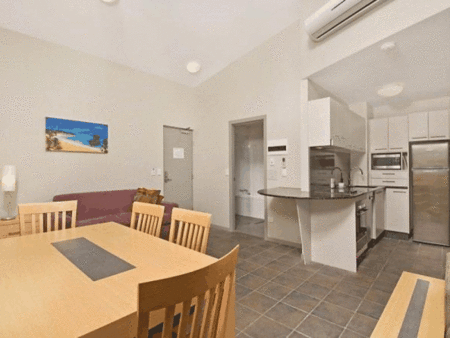 Lennox Point Holiday Apartments - Surfers Paradise Gold Coast 3