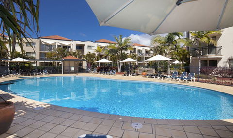 Golden Riviera Beach Resort - Surfers Paradise Gold Coast 2