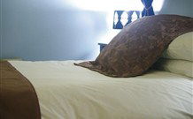 Blue Mountains Manor House - - Surfers Paradise Gold Coast 2