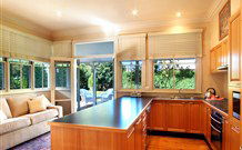 Blue Mountains Cottage - Surfers Paradise Gold Coast 0