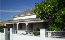 Little Sanctuary - Surfers Paradise Gold Coast 2