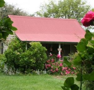 Poppys Cottage Bed And Breakfast - Surfers Paradise Gold Coast 0