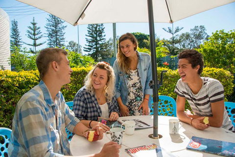 Coolangatta YHA - Kirra Beach, Gold Coast - Surfers Paradise Gold Coast 5