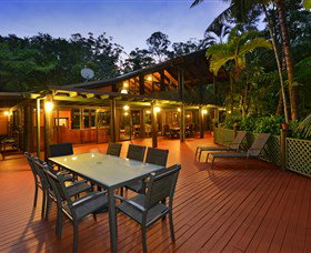 Wait A While Daintree - Surfers Paradise Gold Coast 0