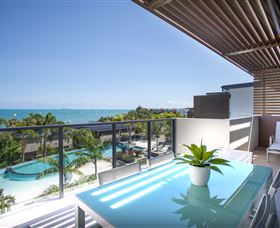Mirage Whitsundays - Surfers Paradise Gold Coast 2