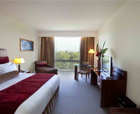 Royal On The Park Hotel And Suites - Surfers Paradise Gold Coast 3