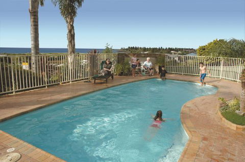 Captain's Quarters Bermagui - Surfers Paradise Gold Coast 5