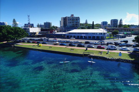 Lakes And Ocean Hotel - Surfers Paradise Gold Coast 1