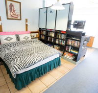 Dunes Cottage - Surfers Paradise Gold Coast