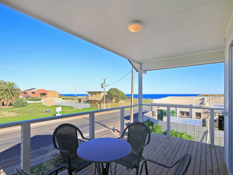Century 21 SouthCoast: Moana Blue - Surfers Paradise Gold Coast 8