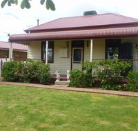 Country Cottages BB - Surfers Paradise Gold Coast