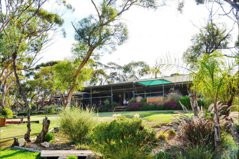 River Shack Rentals - Living The Dream - Surfers Paradise Gold Coast 56