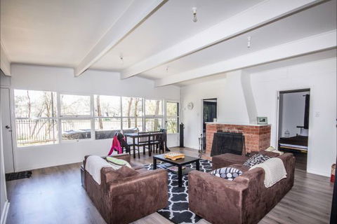 River Shack Rentals - Living The Dream - Surfers Paradise Gold Coast 107