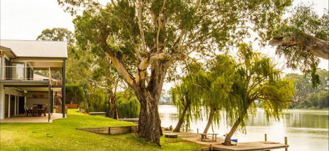 River Shack Rentals - Living The Dream - Surfers Paradise Gold Coast 125