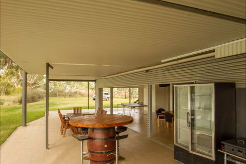 River Shack Rentals - Living The Dream - Surfers Paradise Gold Coast 126