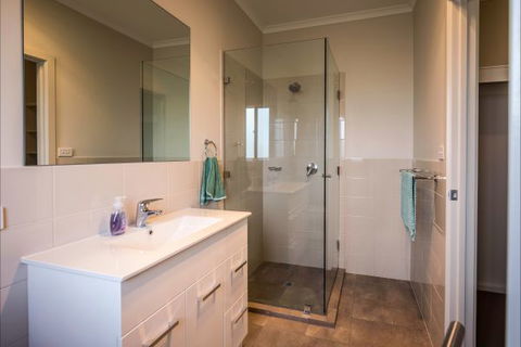 River Shack Rentals - Living The Dream - Surfers Paradise Gold Coast 92