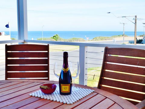 Century 21 SouthCoast: Bayside - Surfers Paradise Gold Coast 0