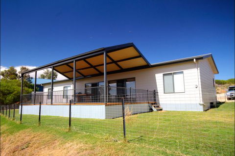 River Shack Rentals - Living The Dream - Surfers Paradise Gold Coast 25