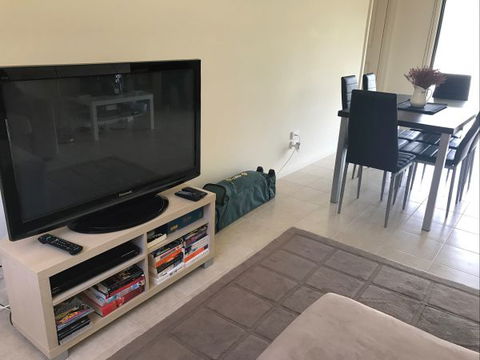 River Shack Rentals - Living The Dream - Surfers Paradise Gold Coast 22