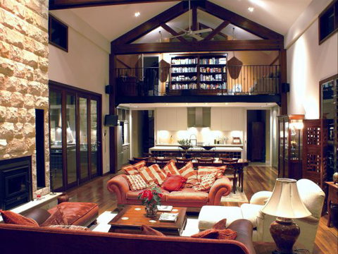 Desiderata Kangaroo Valley - Surfers Paradise Gold Coast 1