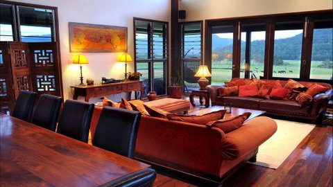 Desiderata Kangaroo Valley - Surfers Paradise Gold Coast 4