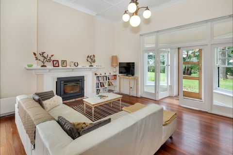 Eurambeen Historic Homestead And Gardens - Surfers Paradise Gold Coast 3