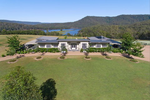 Lake David - Surfers Paradise Gold Coast 0