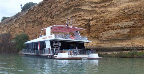 Takeme2 Houseboat - Surfers Paradise Gold Coast 1
