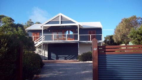 Top Deck Marion Bay - Surfers Paradise Gold Coast 0