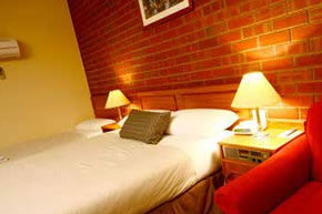 Best Western Burke And Wills Motor Inn - Surfers Paradise Gold Coast 0