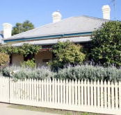Florennes Heritage Cottage - Surfers Paradise Gold Coast