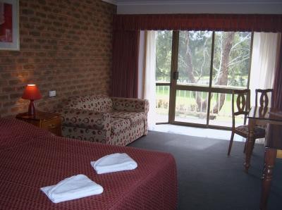 Hume Country Motor Inn - Surfers Paradise Gold Coast 3