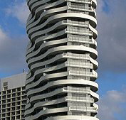 The Wave - Surfers Paradise Gold Coast
