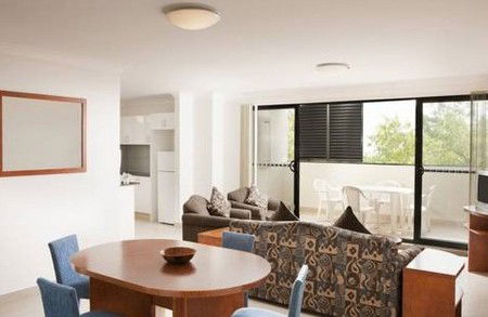 Pacific International Apts Bankstown - Surfers Paradise Gold Coast 4
