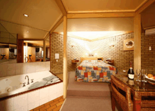 Mitchell Motor Inn - Surfers Paradise Gold Coast 1