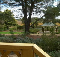 Lyndoch Hill Retreat - Surfers Paradise Gold Coast