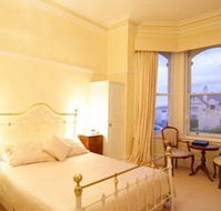 Amberley House - Surfers Paradise Gold Coast