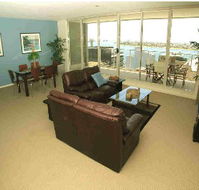 Belford Broadmeadow - Surfers Paradise Gold Coast