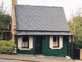 Barrack Street Colonial Cottage - Surfers Paradise Gold Coast