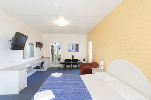 Statesman Motor Inn - Surfers Paradise Gold Coast 1