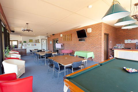 Statesman Motor Inn - Surfers Paradise Gold Coast 3