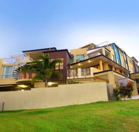 Caloundra Central Apartment Hotel - Surfers Paradise Gold Coast
